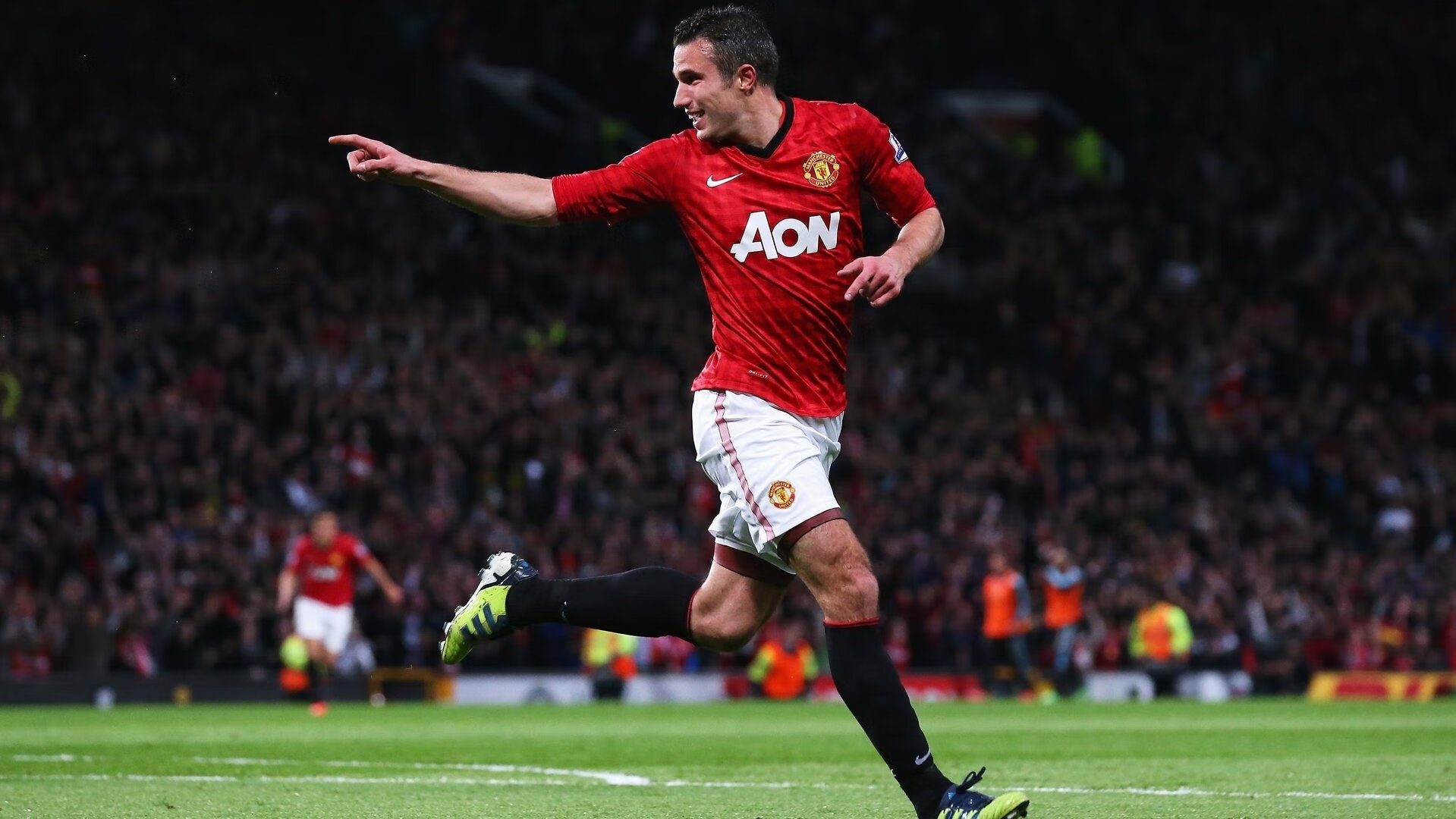 9游app-远射奇迹：欧冠史上最绝妙的超级远射盘点，远射球员